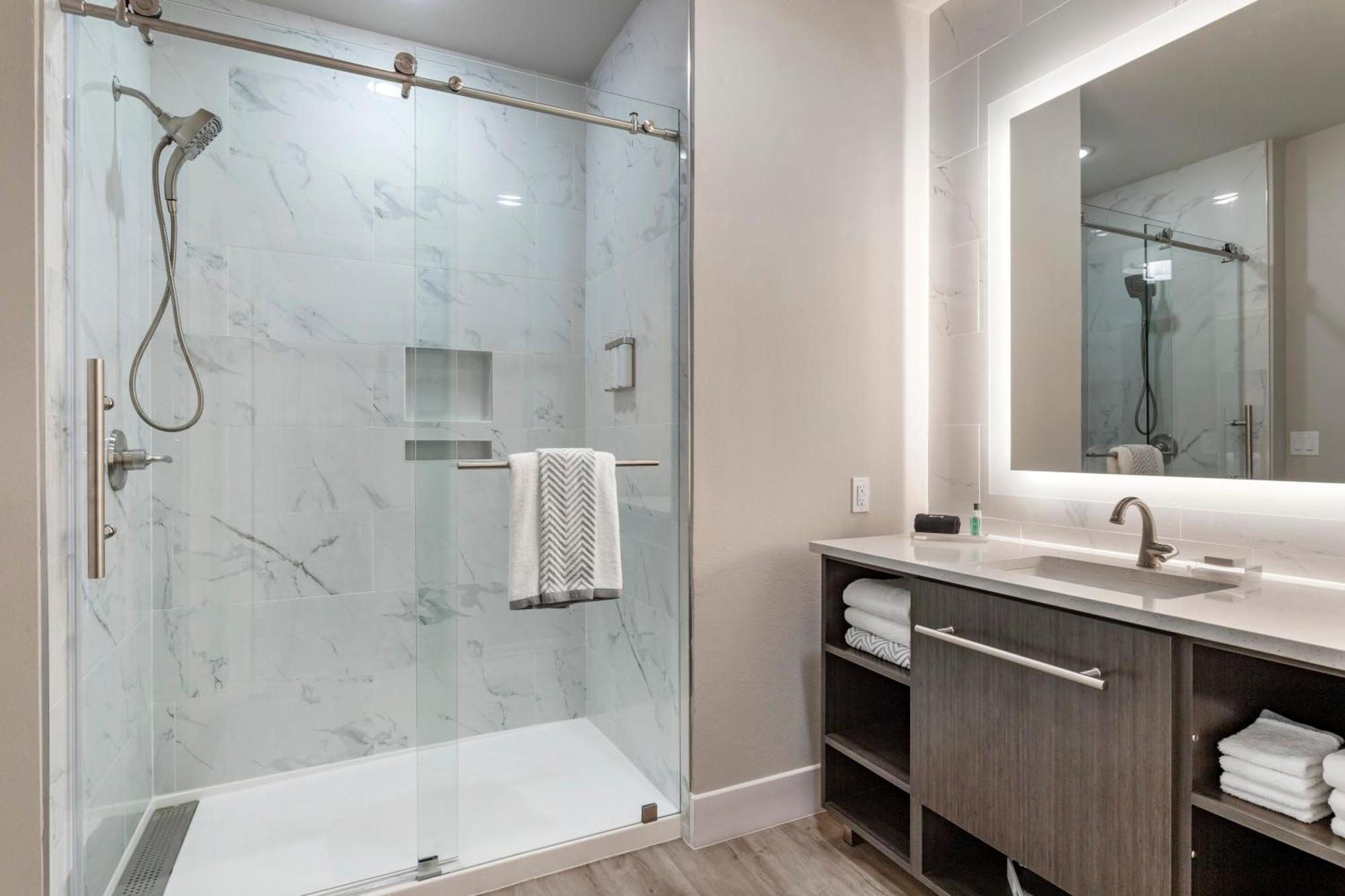 Cambria Hotel Austin Uptown Near The Domain Εξωτερικό φωτογραφία