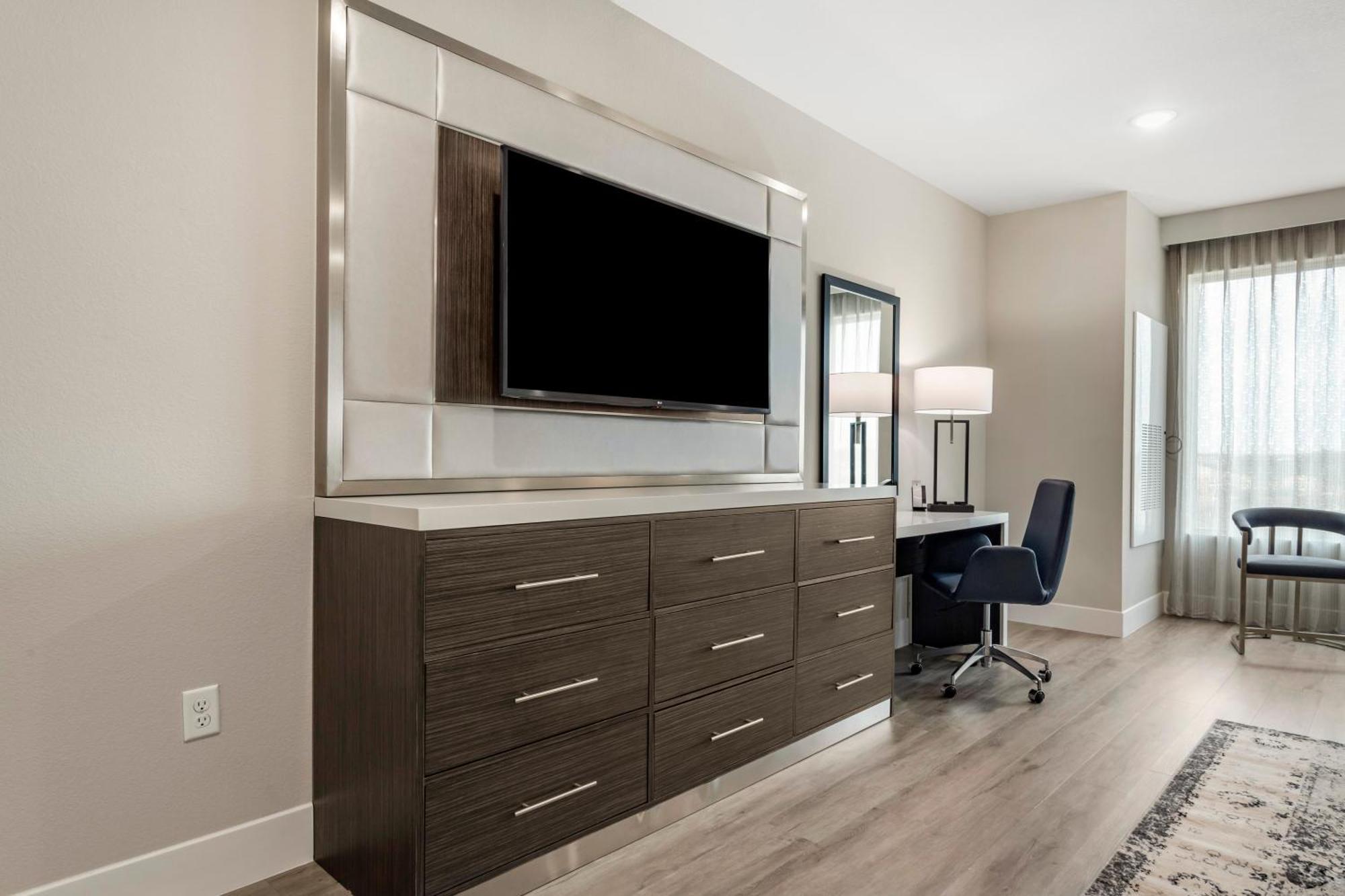 Cambria Hotel Austin Uptown Near The Domain Εξωτερικό φωτογραφία