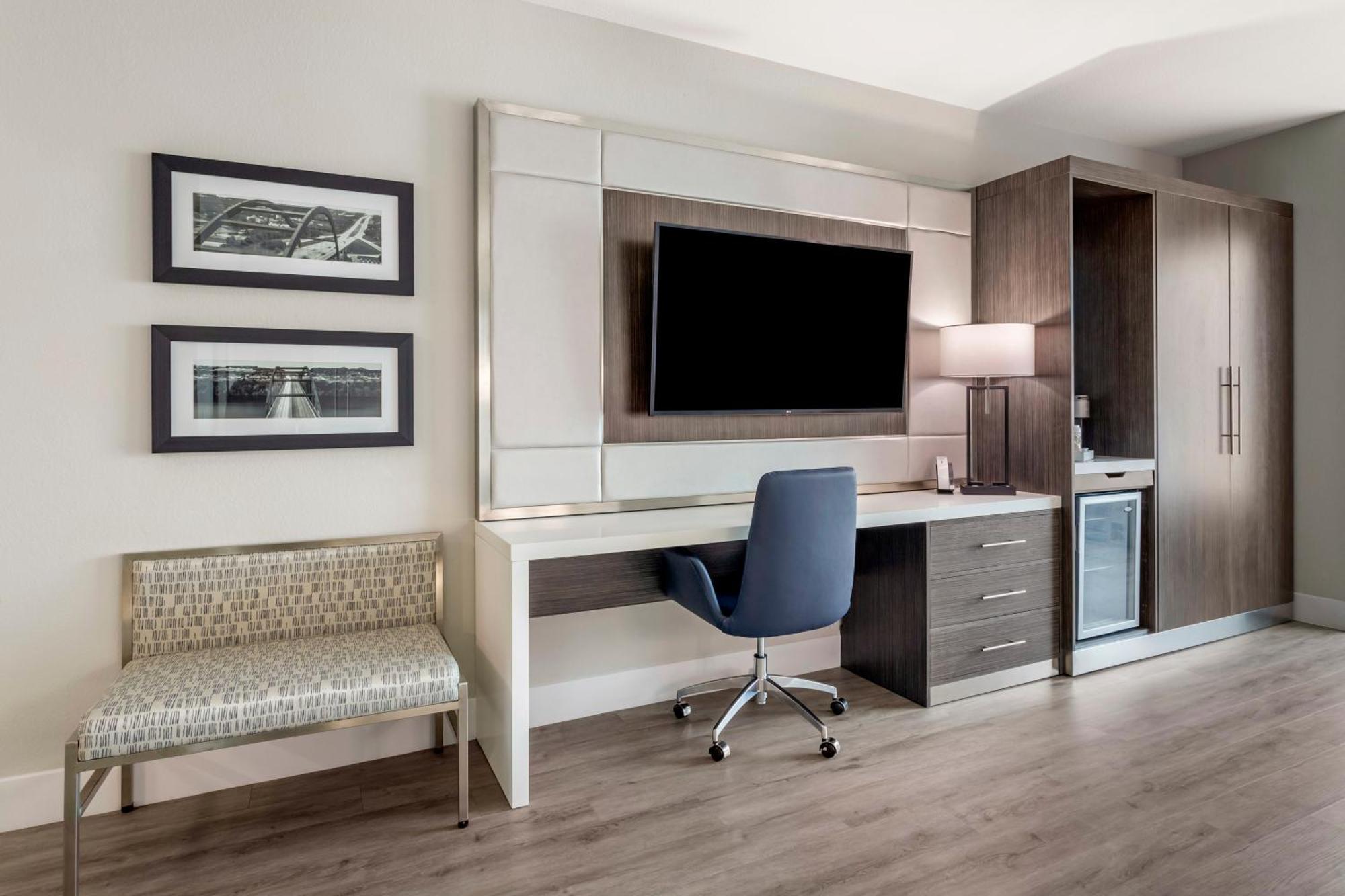 Cambria Hotel Austin Uptown Near The Domain Εξωτερικό φωτογραφία