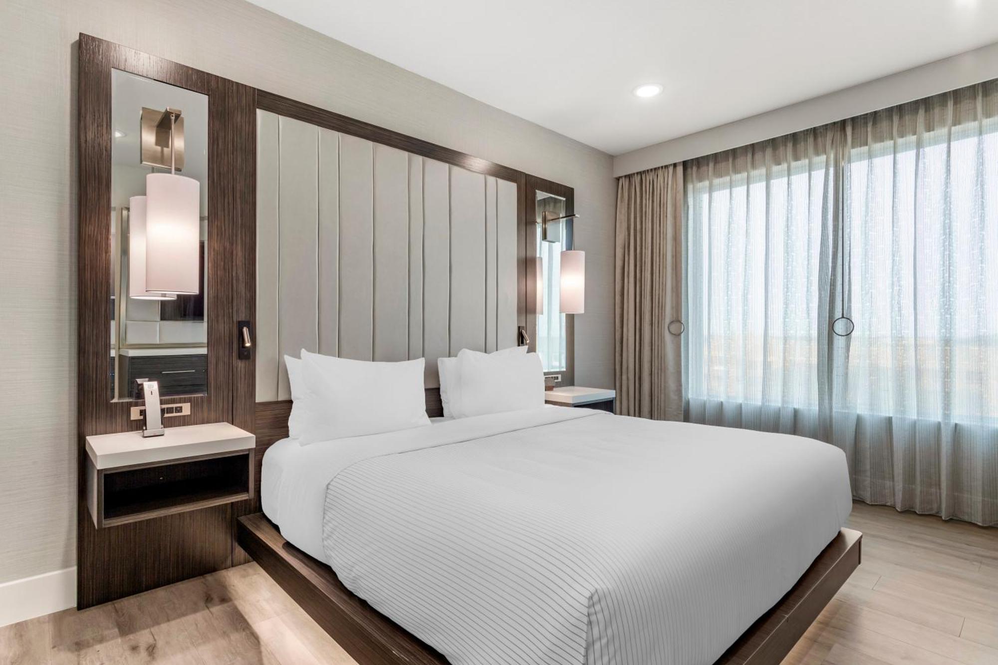 Cambria Hotel Austin Uptown Near The Domain Εξωτερικό φωτογραφία