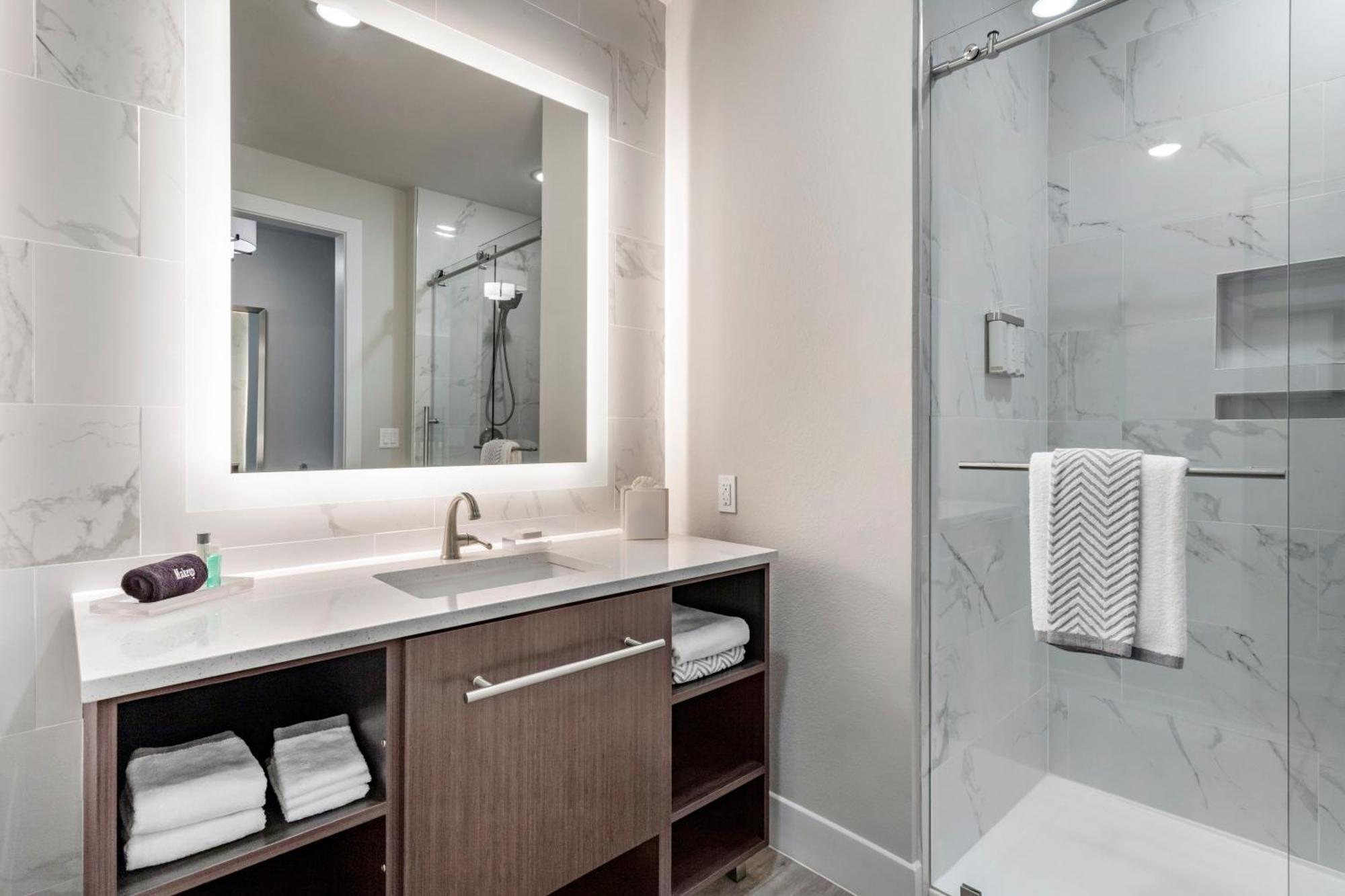 Cambria Hotel Austin Uptown Near The Domain Εξωτερικό φωτογραφία