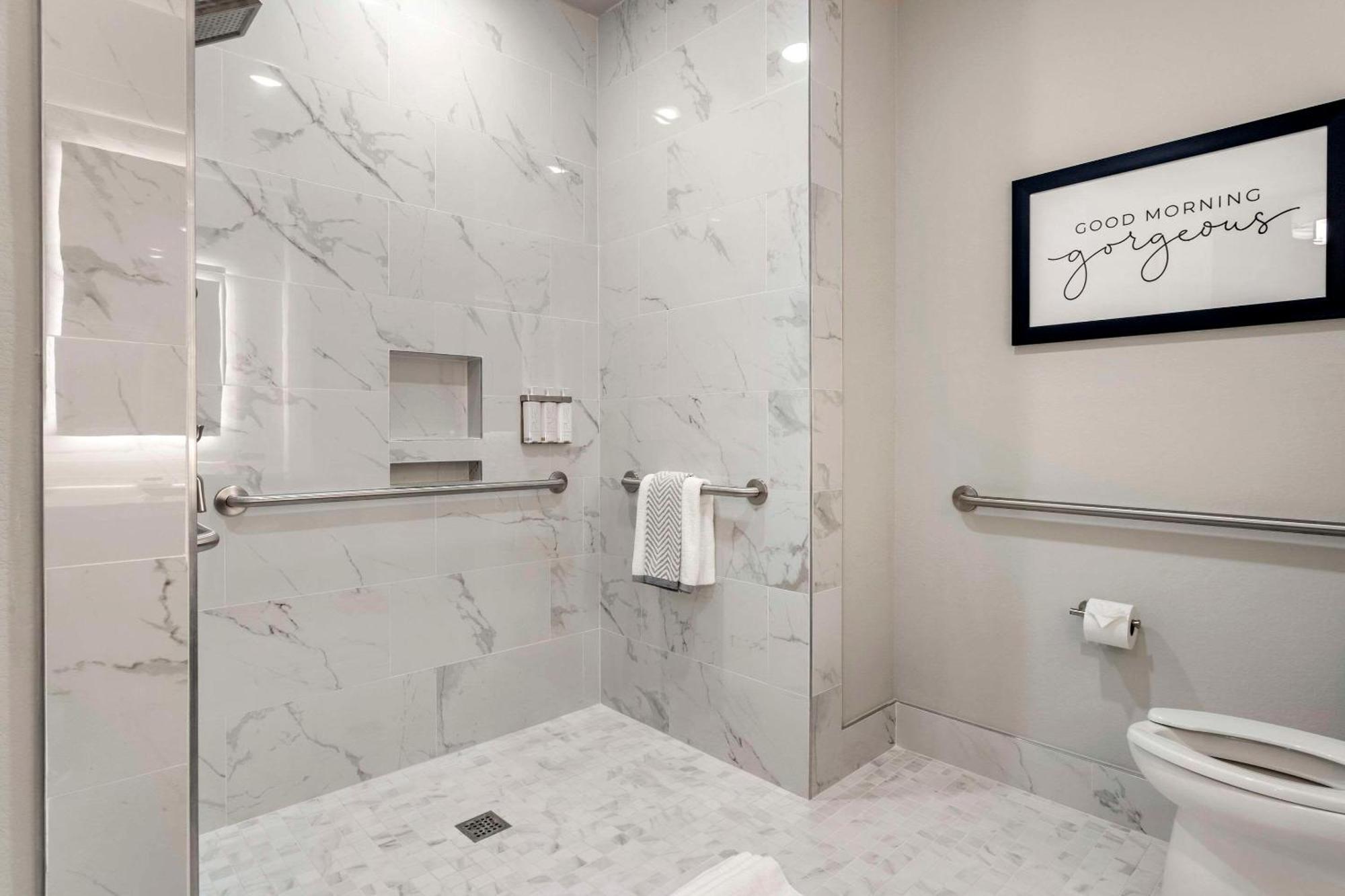 Cambria Hotel Austin Uptown Near The Domain Εξωτερικό φωτογραφία