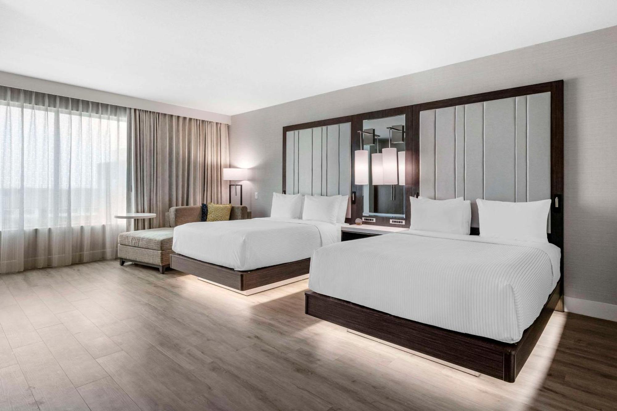 Cambria Hotel Austin Uptown Near The Domain Εξωτερικό φωτογραφία